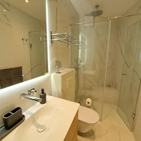 House Olenta شقة